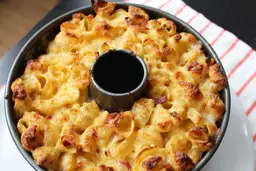 با این دستور و روش دیگه ماکارونی هایی که میپزی تکراری نمیشه! | طرز تهیه کیک ماکارونی +ویدئو