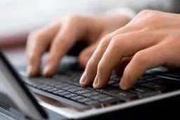 رونمایی از مرکز صدور گواهی الکترونیکی میانی سلامت | گامی دیگر در اجرای پروژه‌‌های 23گانه اولویت‌ دار توسعه دولت الکترونیکی