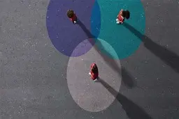 پدیدارشناسی فاصله‌گذاری اجتماعی 