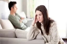 چرا توهم خیانت میزنم ؟ | آیا خیانت همسرمان واقعی است یا توهم ؟