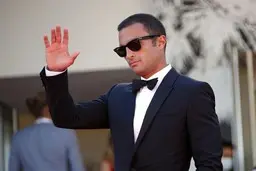 امیر جدیدی بازیگر فیلم فرانسوی شد | تبریک پیمان معادی و سحر دولتشاهی به جدیدی +تصویر