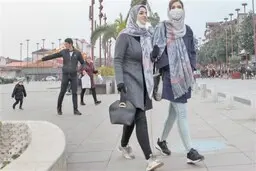 هدیه تولد؛ ماسـک مجلسی
