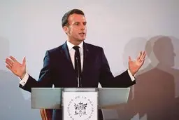 اعلام قرنطینه ۱۵ روزه در فرانسه