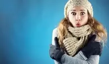 چرا بعضی افراد همیشه سردشان است؟ | ۵ عامل علمی که احساس سرمای مداوم را توضیح می‌دهند