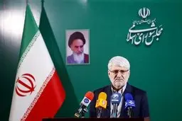 
سخنگوی هیئت رئیسه مجلس  |   حقوق نمایندگان ۱۰ تا ۱۲ میلیون تومان است
