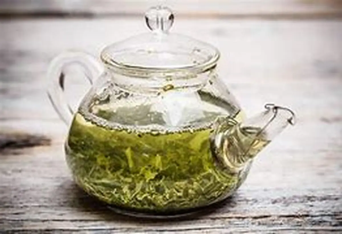 دانشمندان راز لاغری را در یک نوشیدنی کشف کردند | چای اولانگ سبز چربی‌های شکمی را آب می‌کند!