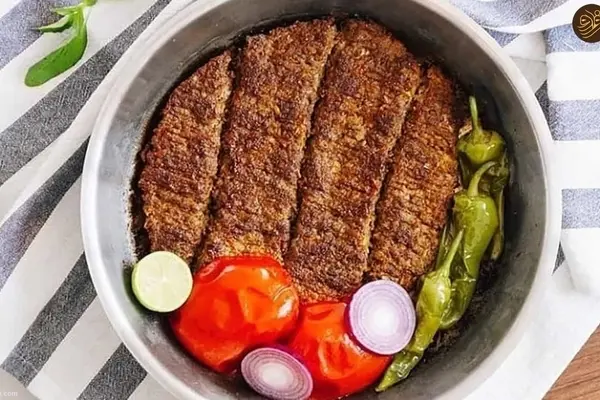 طرز تهیه کباب تابه‌ای | کباب تابه‌ای رژیمی به این می‌گن! +ویدئو
