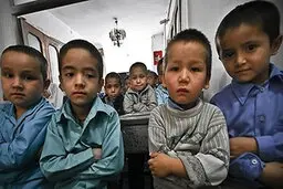 مشکلات تحصیل کودکان افغانستانی حل نشد