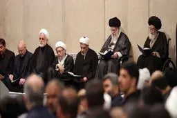 برگزاری مراسم بزرگداشت رئیس‌جمهور و همراهانش از سوی رهبر انقلاب