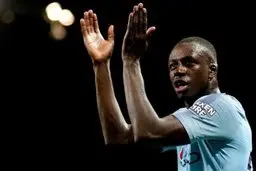  مدافع جنجالی با پابند الکترونیکی بازگشت +تصویر