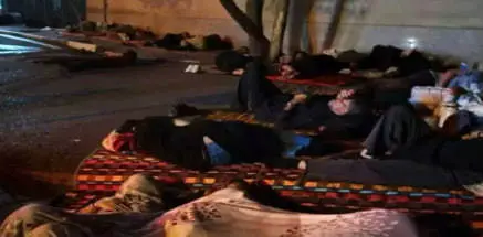 چرا ایرانی ها برای رفتن به چین شب تا صبح پشت سفارت می‌مانند؟