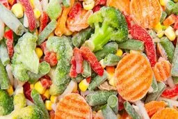 کدام مواد غذایی را نباید در فریزر گذاشت؟