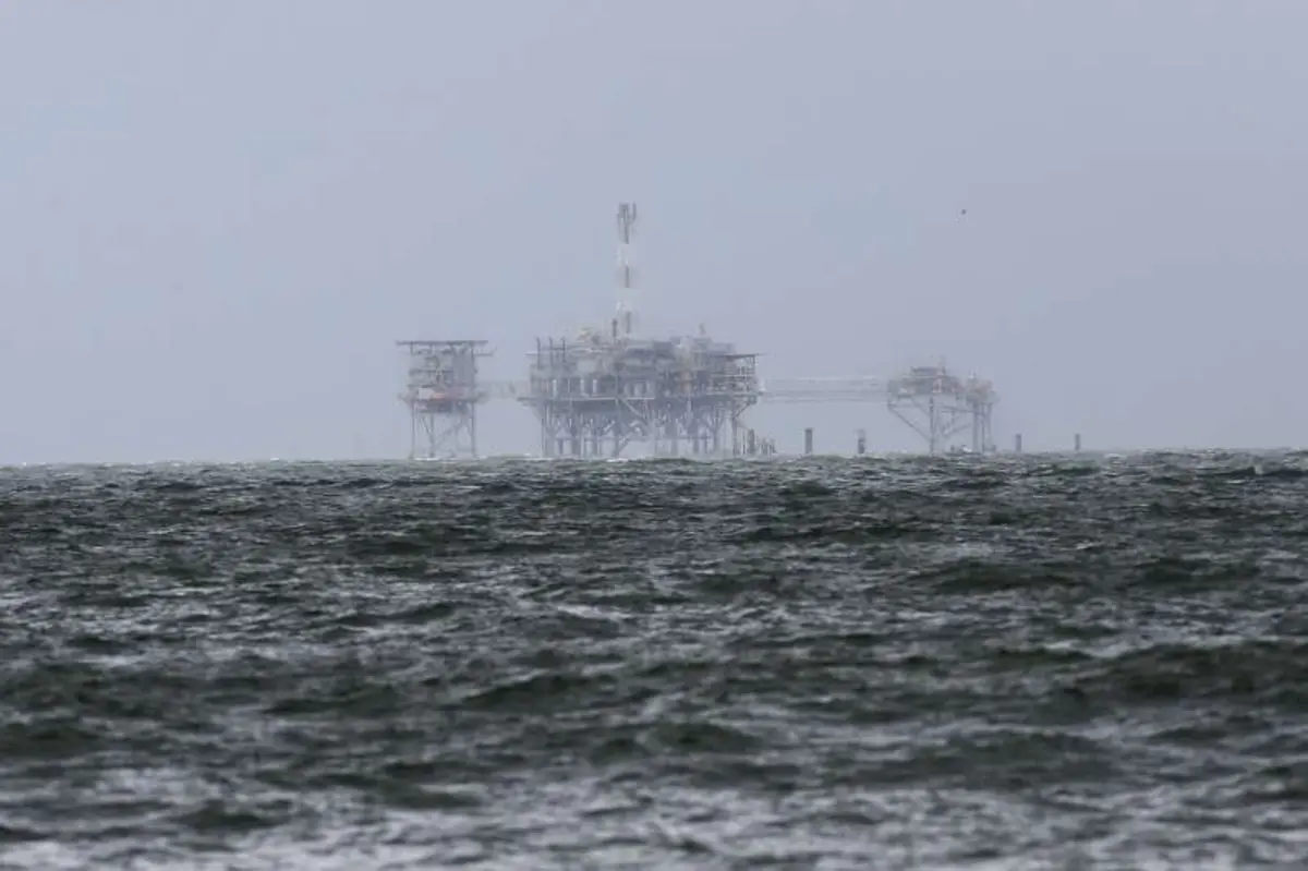 صعود قیمت نفت در آستانه نشست اوپک پلاس و فصل سرما 