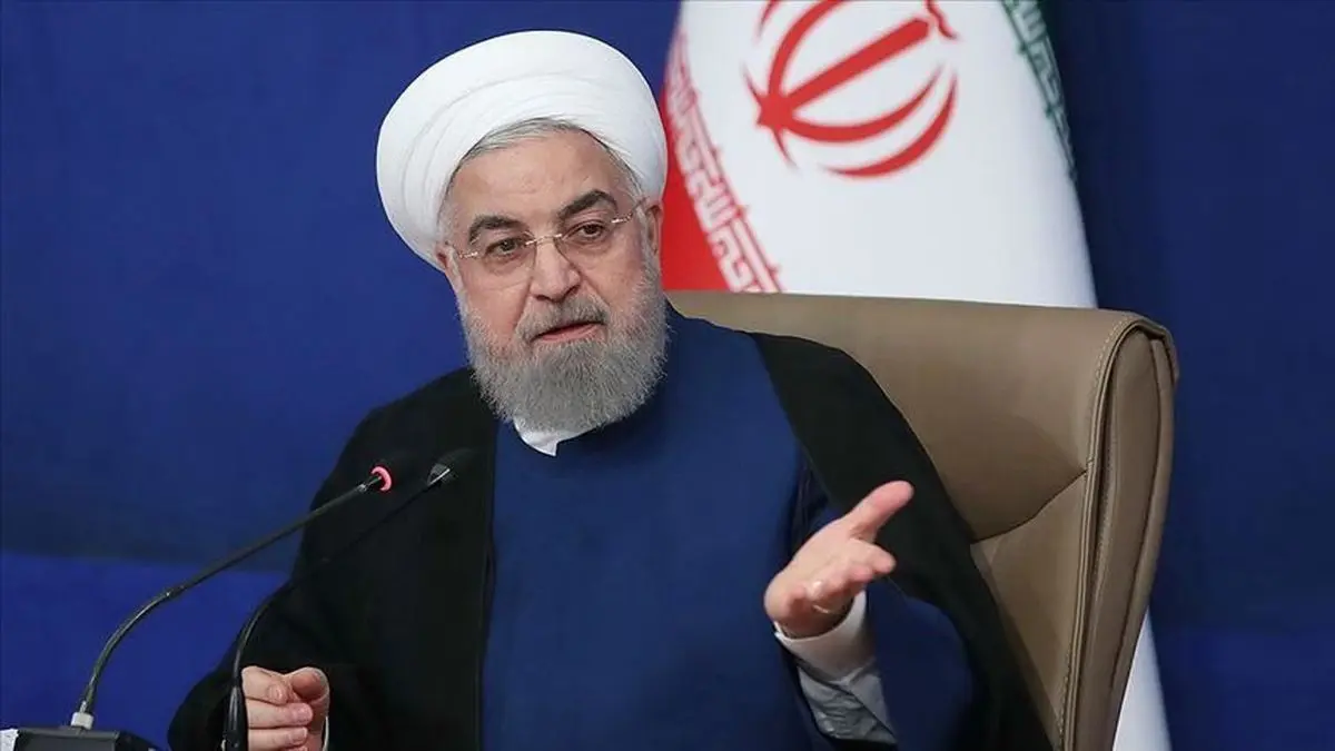 
روحانی  |   سال ۱۴۰۰ هم از نظر سیاسی هم اقتصادی  با امسال و سال قبل متفاوت خواهد بود