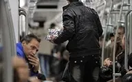 شهرداری تهران: مقرر شد اتباع خارجی دستفروش در مترو اجازه فعالیت نداشته باشند | این افراد ۳۰۰ تا ۴۰۰ نفر از مجموع ۳ هزار دستفروش مترو را شامل می‌شوند
