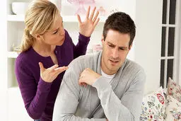 با بیشعور های زندگی تان آشنا شوید! | نشانه های این افراد چیست؟!