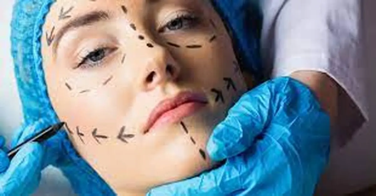اقدام جالب آمریکایی ها برای جراحی پلاستیک | وقتی از سلامت روانت مطمعن شدن شروع به جراحی می‌کنند!