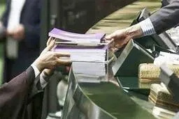 کودکان، فقر شدید و لایحه بودجه سال ۱۴۰۳ | برنامه های دولت چیست؟ چه باید کرد؟