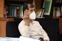 
باهنر: اگر رهبری قانع شوند، قانون اساسی را باید تغییر دهیم

