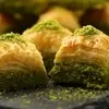 طرز تهیه باقلوا خانگی | تو این هوا کنار چای می‌چسبه +ویدئو