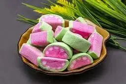 مارشمالوهای یلدایی با طعم انار و کیوی | برای تزیین سفره شب چله از دستش نده! +ویدئو