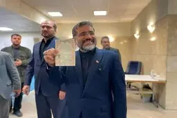 عبدی، تحلیلگر سیاسی: واکنش تند ایرنا به نامه اعضای دولت به شورای نگهبان عجیب است