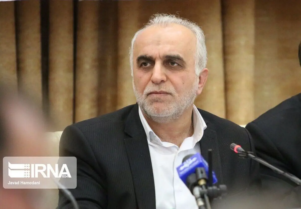 دژپسند: تصمیمات جدید بورسی به تعلیق درآمد