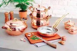 از معجزه‌ی ترکیب سس کچاپ و نمک غافل نشو | ز ترفند پاک کردن ظروف مسی + ویدئو