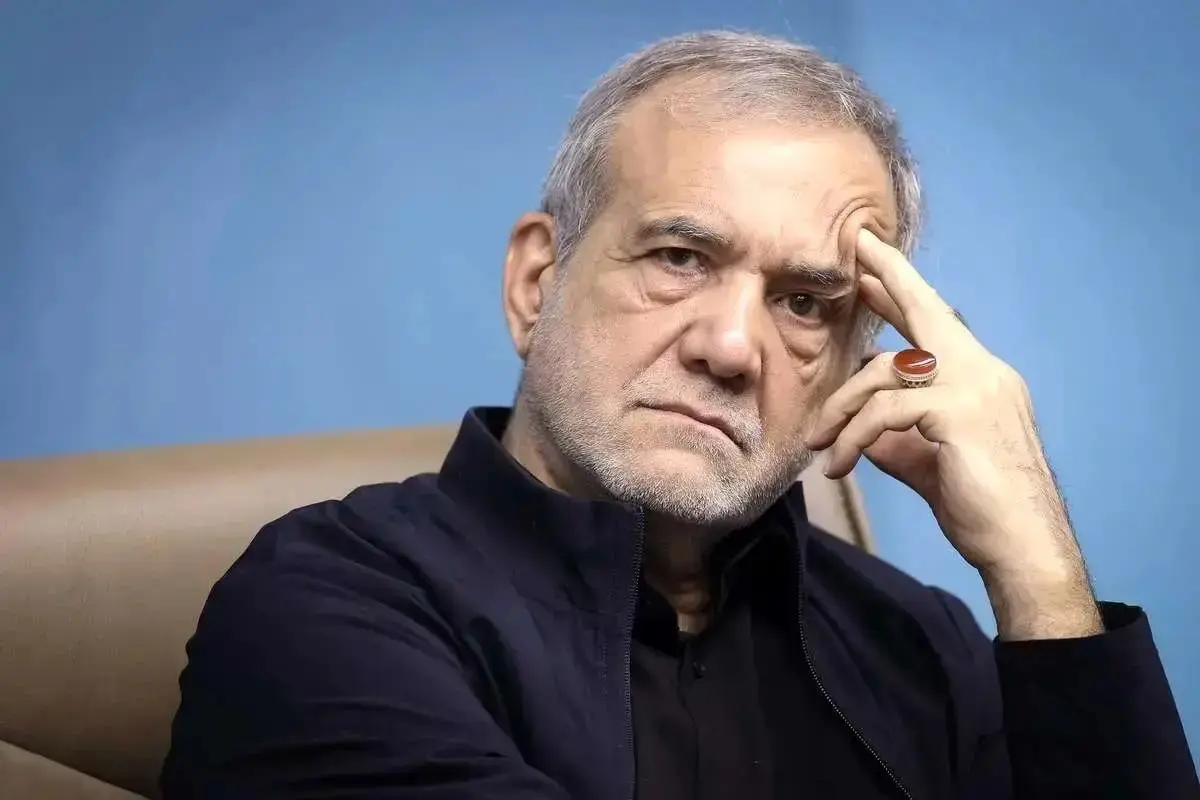 انتقاد روزنامه اصولگرا از پزشکیان: چرا اینقدر می‌گویید ما گرسنه هستیم؟