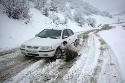 جاده‌های کوهستانی مازندران لغزنده است