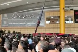 
۴۰ زائر به دلیل ازدحام در پایانه مرزی شلمچه مجروح شدند +فیلم  