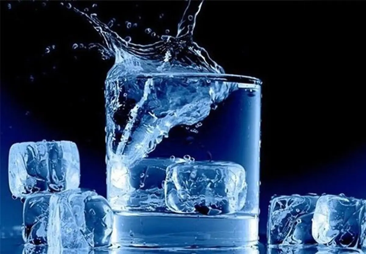 هشدار آب یخ نخورید | مضرات خوردن آب یخ | چرا نباید آب یخ بخوریم ؟