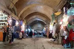 تعطیلی تعدادی از مغازه‌ها در بازار تهران از ترس تخریب و آتش زدن اموال توسط اغتشاشگران