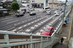 
حذف خودروهای بنزینی از خیابان‌ها ژاپن 
