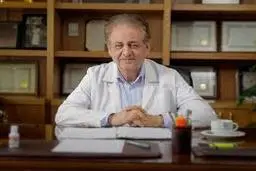 متخصص بیماری‌های عفونی:  احتمال دارد ویروس کرونا سبب ریزش مو و کچلی شود