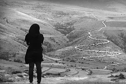 شوهر صیغه‌ای من به خاطر ازدواج با دختری دیگر من را رها کرد.