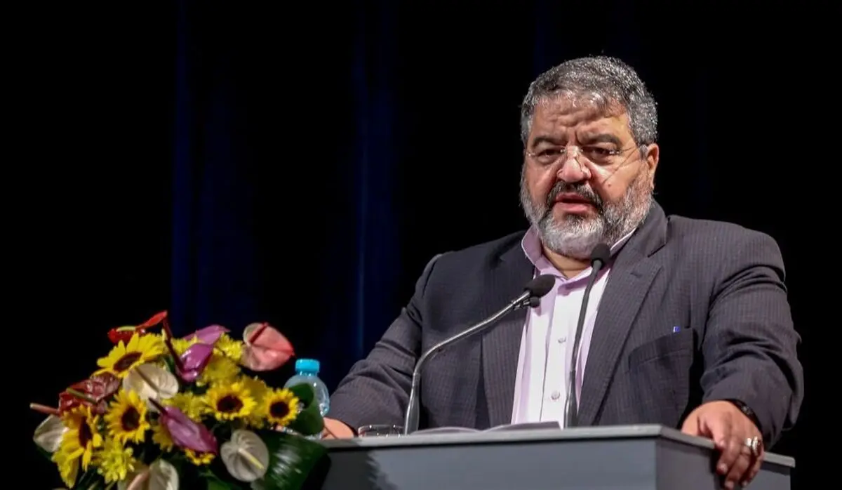  سردار جلالی: در دولت دوازدهم که از آن تحت عنوان دولت عبرت یاد می‌شود، دچار ولنگاری در فضای مجازی شدیم | نظام رسانه‌ای کشور بهم خورد به شکلی که تبدیل مردم عادی به مردم شاکی و عنصر شورشگر و معاند در فرایند قابل اتفاق افتادن است