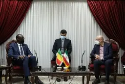 وزیر علوم: آماده‌ایم ۲۰ بورسیه به دانشجویان کشور مالی بدهیم | معاون وزیر: ۹۰ هزار دانشجوی بین‌المللی در ۹۲ دانشگاه ایران تحصیل می‌کنند
