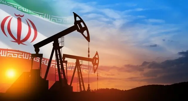 عضو کمیسیون انرژی: چرخه نفت ایران تهدیدپذیر نیست | صادرات نفت ادامه دارد
