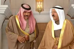 امیر جدید کویت کیست؟ | از تصدی وزارت دفاع پیش از حمله عراق تا نقش تشریفاتی در مقام ولیعهد