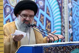 
احمد خاتمی: آمریکا تنها زبانی که می‌فهمد زبان مقاومت و ایستادگی است.