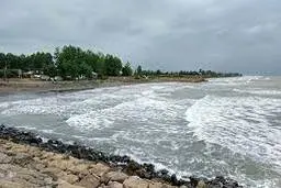  سلبریتی معروف در حالت مدیتیشن در لب دریا   +عکس 