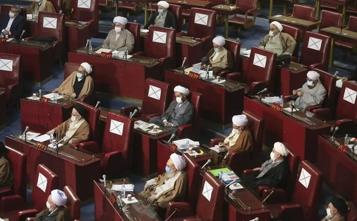 خبرگان در حال رای‌گیری نهایی برای انتخاب رهبر جدید است