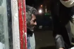 خوانندگی زیبا و باورنکردنی مرد کرد زبان در گوشه‌ای از خیابان  + ویدئو 