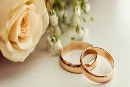 ازدواج یک مرد با 120 دختر | ازدواج عجیب و غریب + تصویر