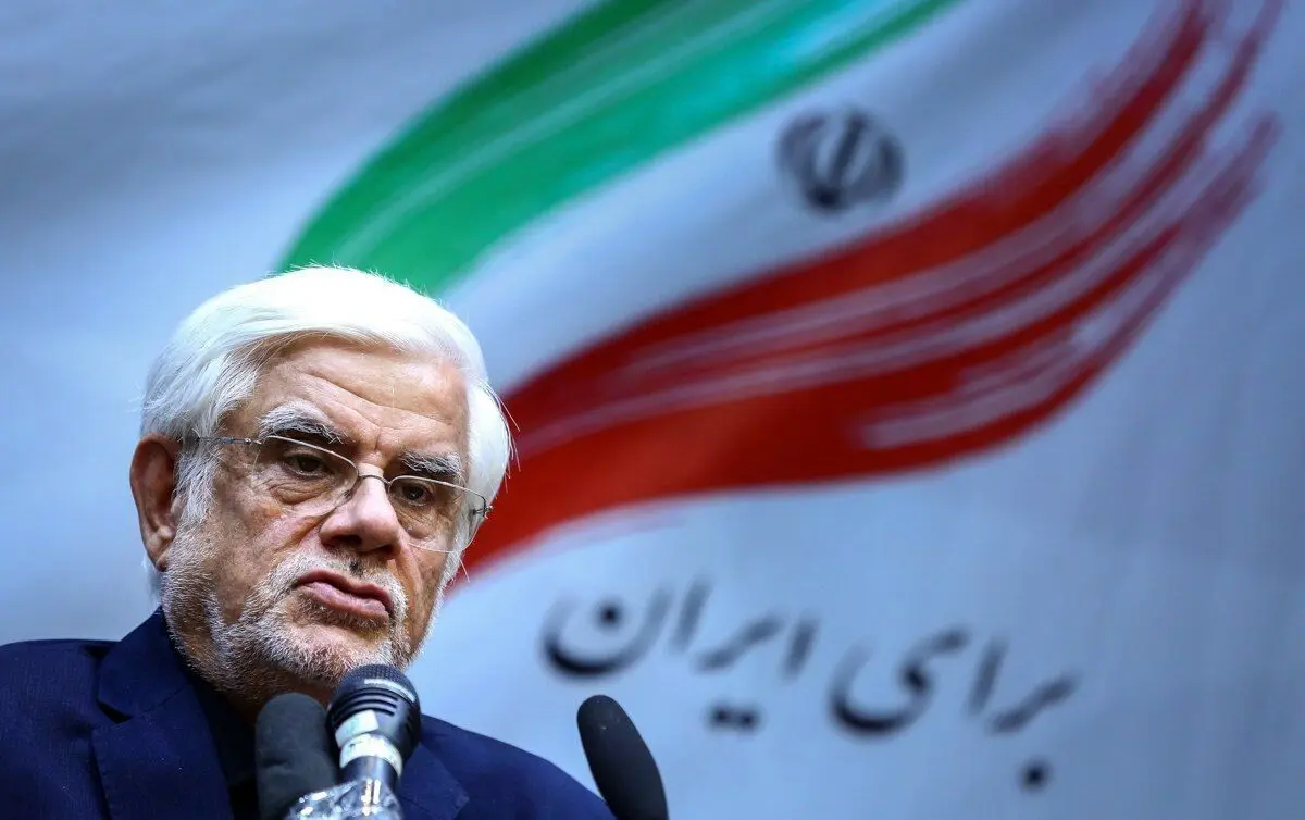 تأکید معاون اول رئیس‌جمهور بر برخورد قاطع با گران‌فروشی | محمدرضا عارف: اجازه نمی‌دهیم دشمن از موضع اقتصادی به کشور آسیب بزند