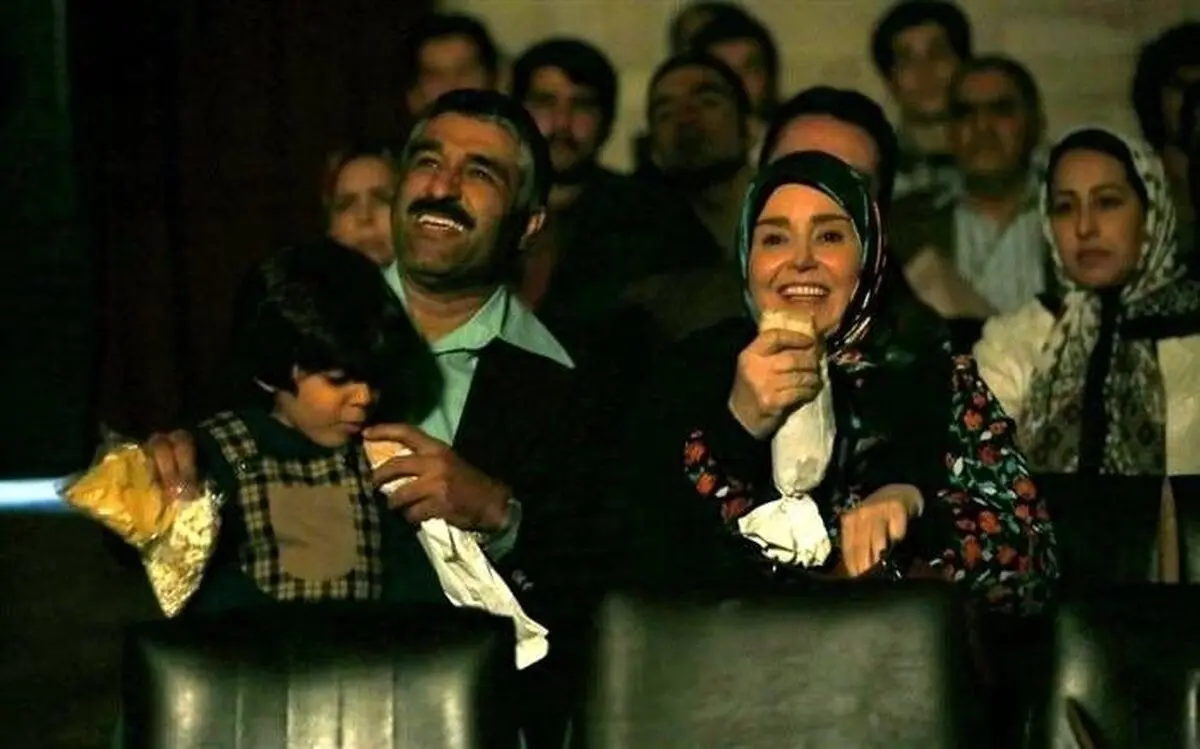 
واکنش کارگردان به حواشی سریال: «زیرخاکی» به حاشیه برود، خانم خیر اندیش را مقصر می‌دانم 