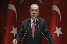 پاسخ اردوغان به اتهام "خیانت در امانت" 