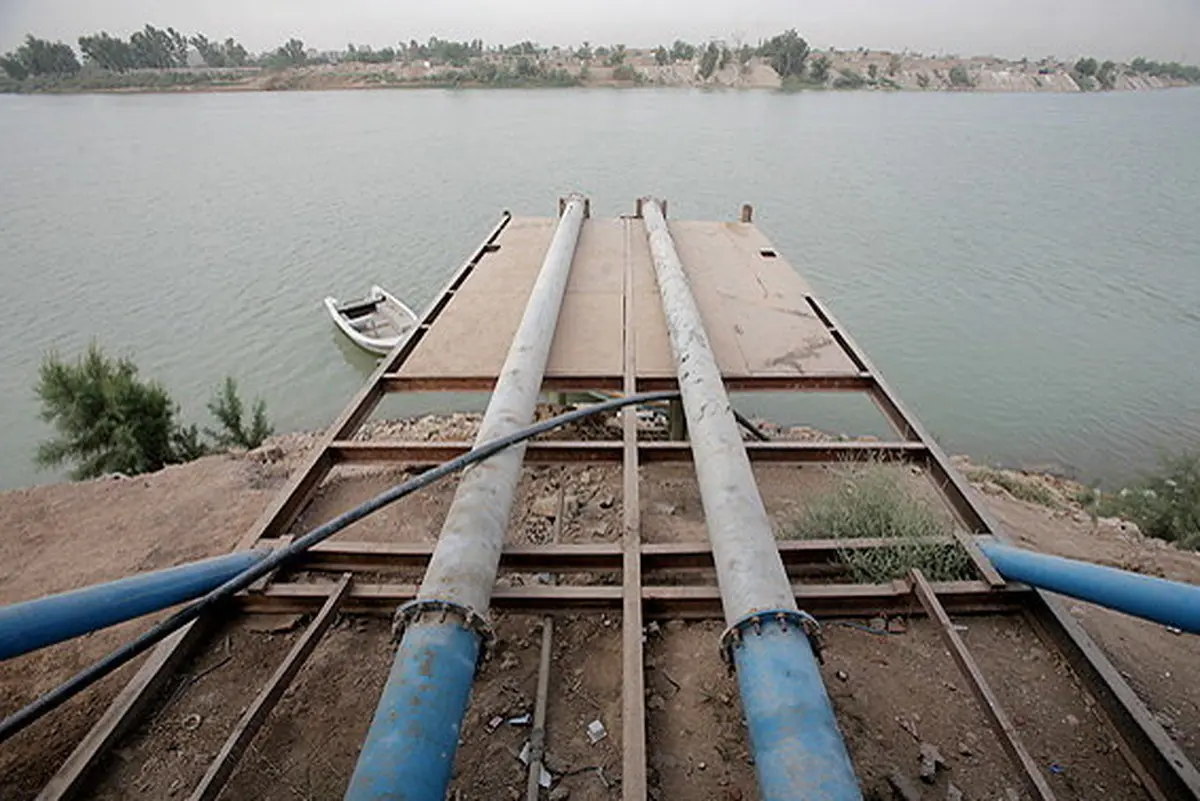کلیپ درست کرده اند و می‌گویند آب خوزستان به عراق و کویت منتقل می‌شود؛ این موضوع را قویا تکذیب می‌کنیم
