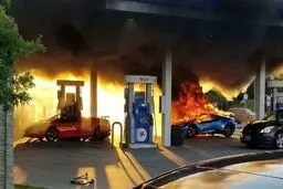 آتش‌سوزی در پمپ بنزین+ویدئو
